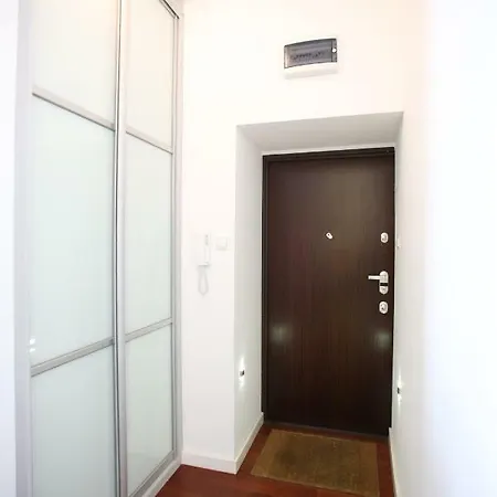 Cozy Pl.solny Apartment